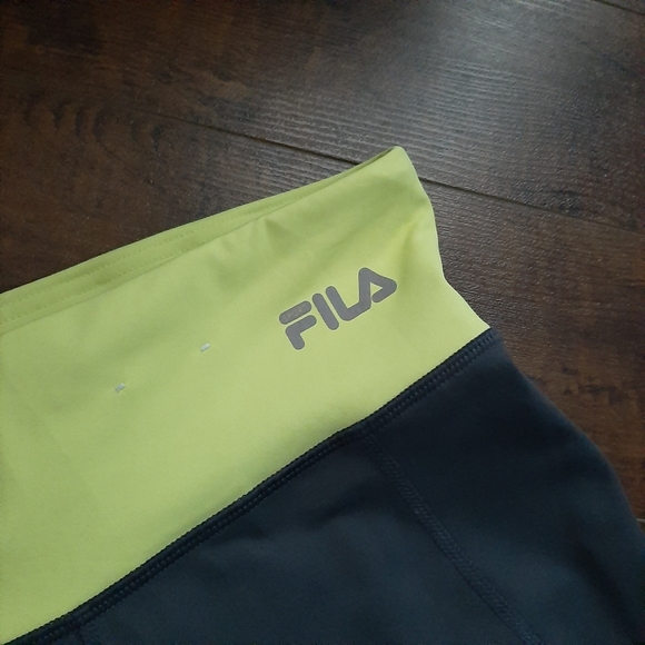 Fila Sport Running Capris Gray Yellow Size XS - Picture 2 of 6